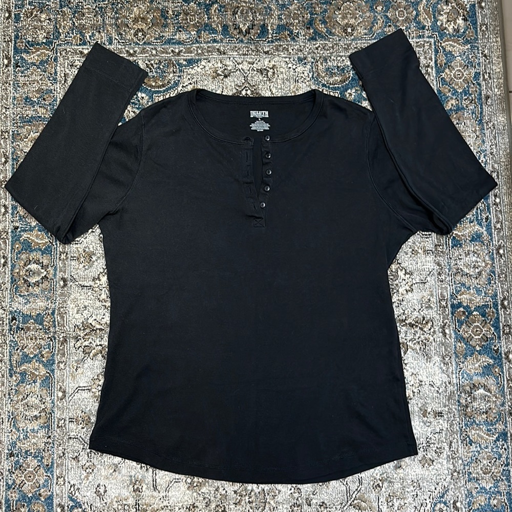 Duluth Black Long Sleeve Henley Top size large